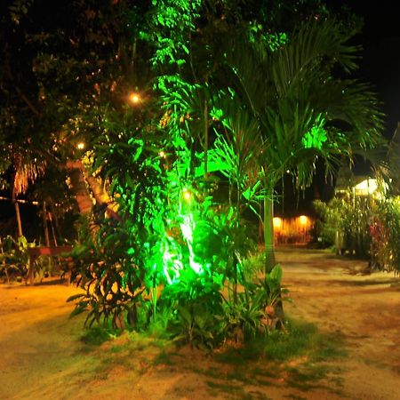 Mina Grande Beach Cottages Ель-Нідо Екстер'єр фото